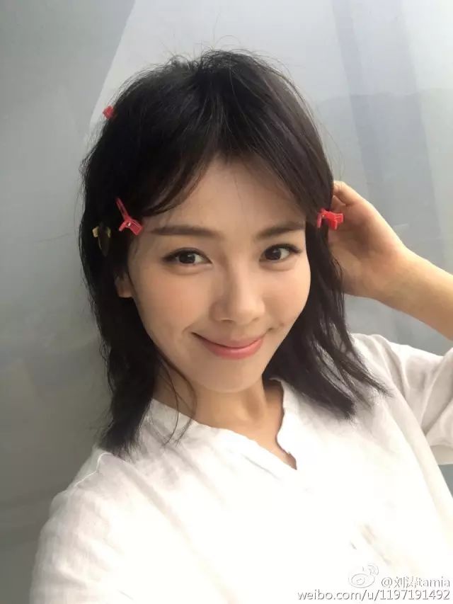 八字刘海怎么剪视频_视频八字刘海剪发教程_剪八字刘海的视频